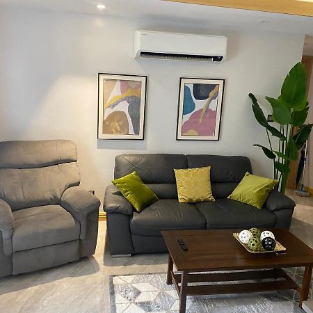 Walking Street Condo Beautiful 1 King Bedroom Angeles Eksteriør billede