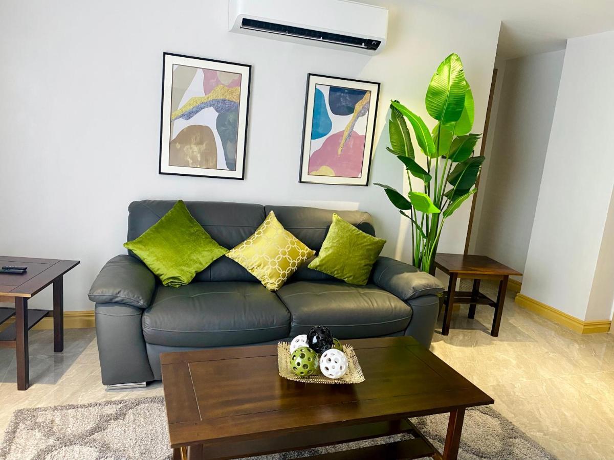Walking Street Condo Beautiful 1 King Bedroom Angeles Eksteriør billede